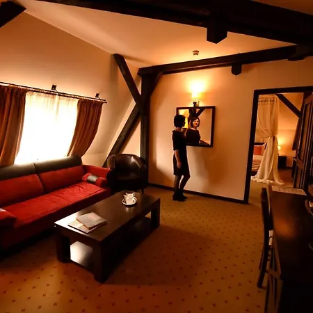 Hotel Gradina Morii 3*